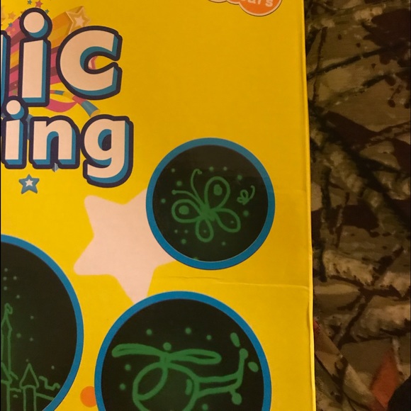 Fluorescent magic drawing board - Picture 5 of 12